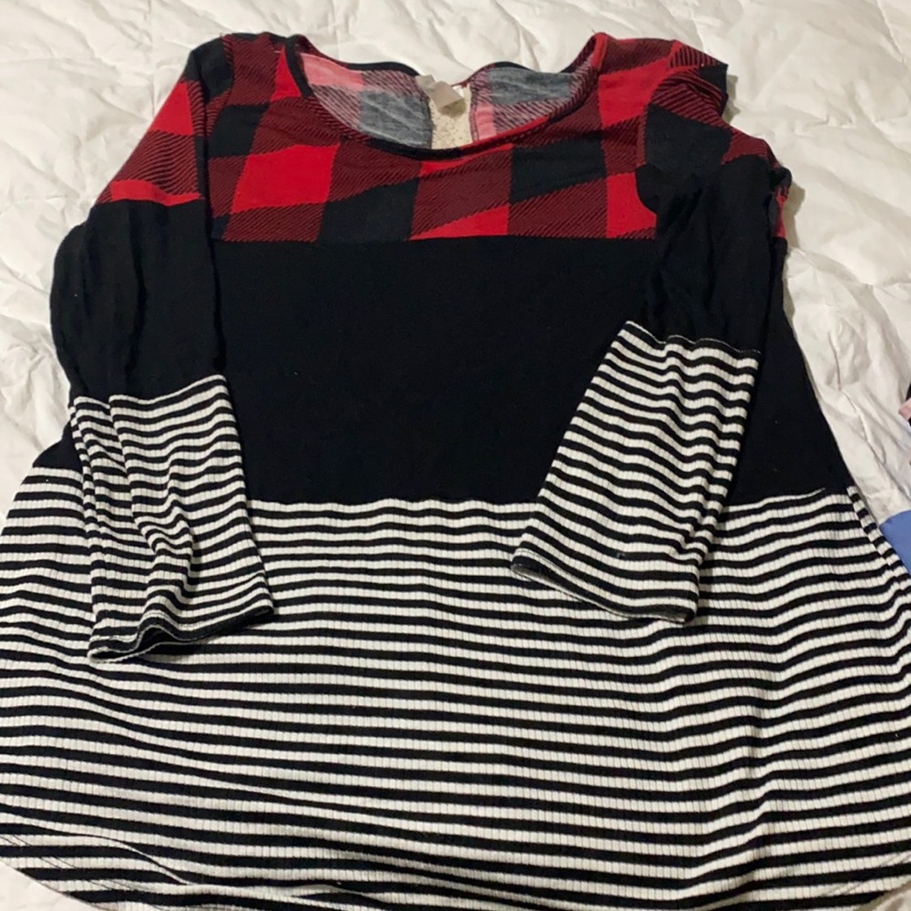 Super cute tunic! Ready for Christmas!